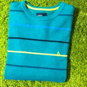 Men’s Heavy Thermal Volcom top